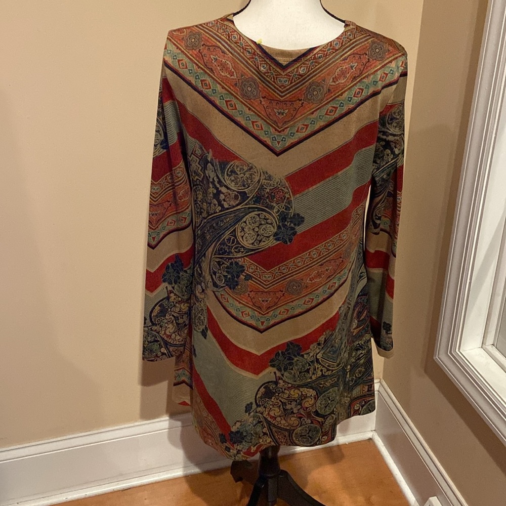 KRISTINE Size M Long Sleeve Tunic Rhinestone Embellished - Picture 5 of 11